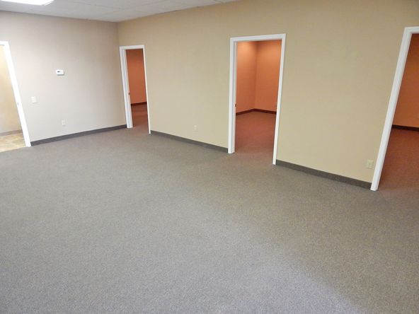 Suite C, Side Center